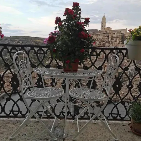 Una Vista Di Abate Nella Bella Citta * Матера
