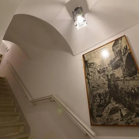 Una Vista Di Abate Nella Bella Citta *